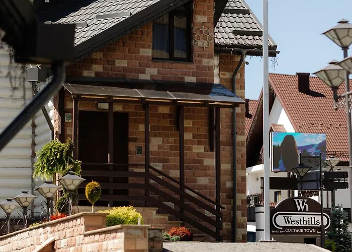 Westhills Cottage Town & Spa